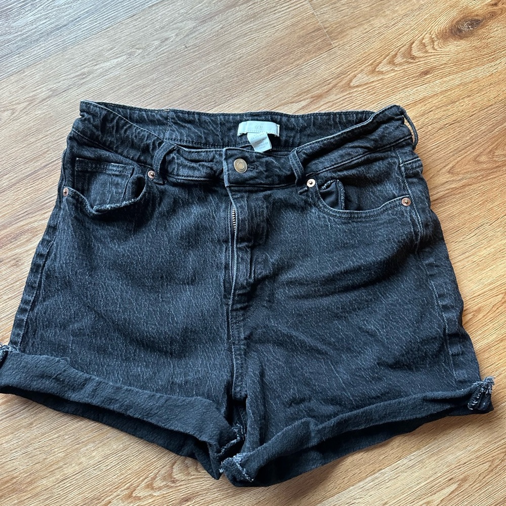 HM Booty shorts